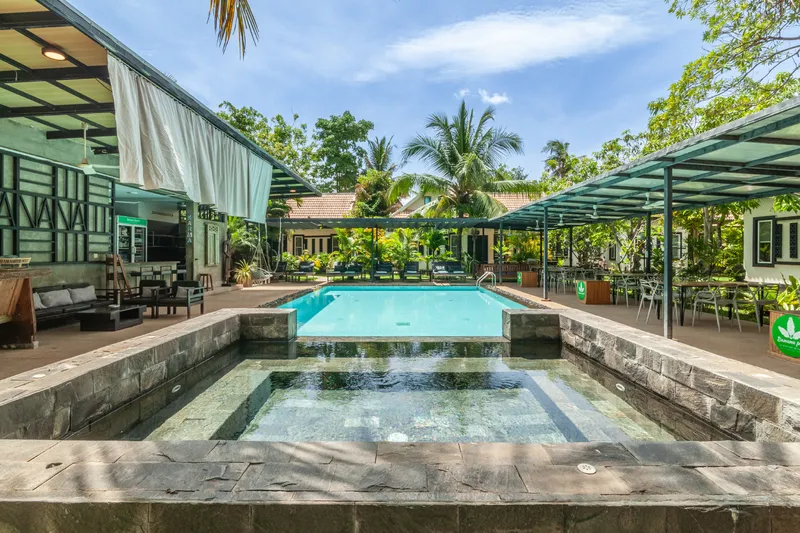 Banana Resort pool, Siem Reap